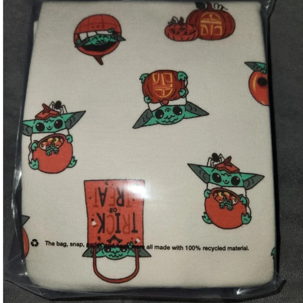 BABY GAP YODA PJS 3T NWT‎
